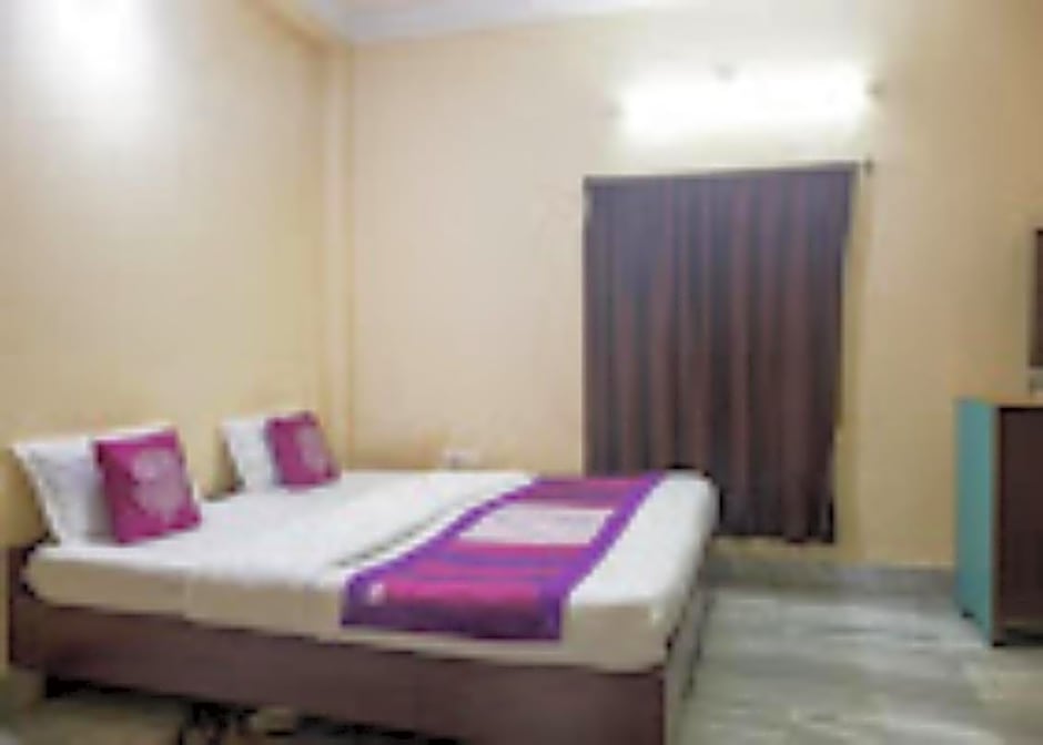 Goroomgo Santi Mahal Bhubaneswar