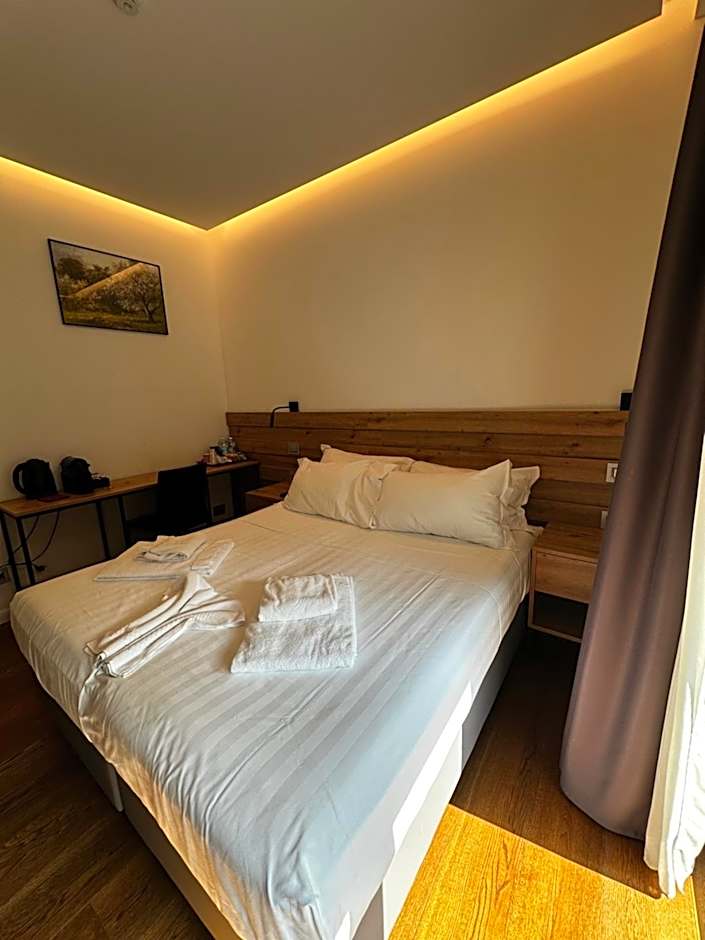 GRANDI 32 Boutique Residence
