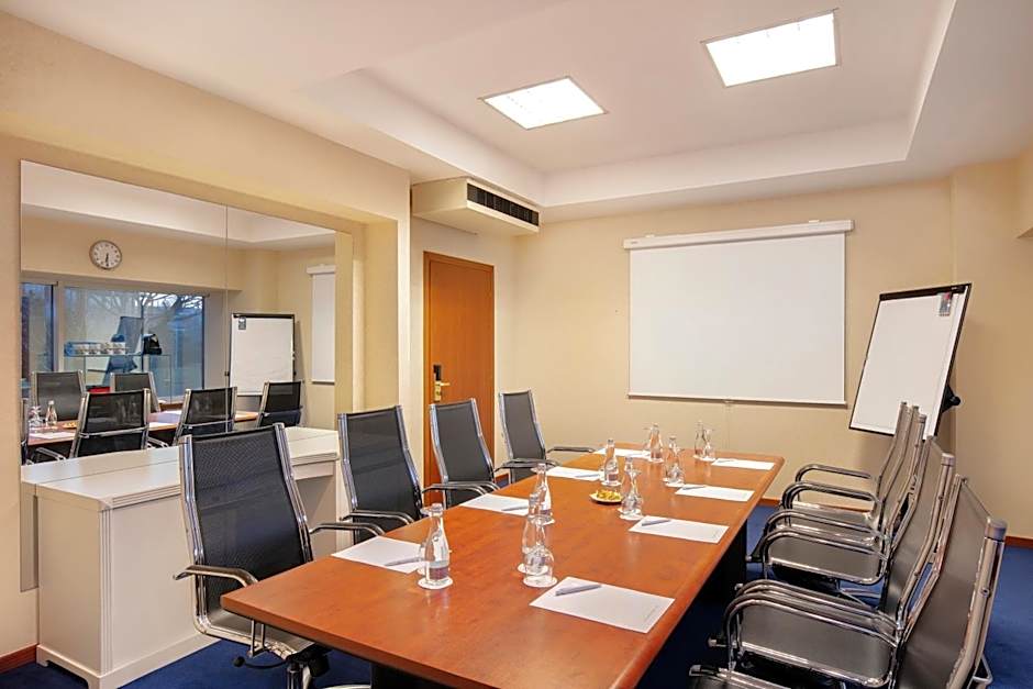 Crowne Plaza Bucharest By IHG