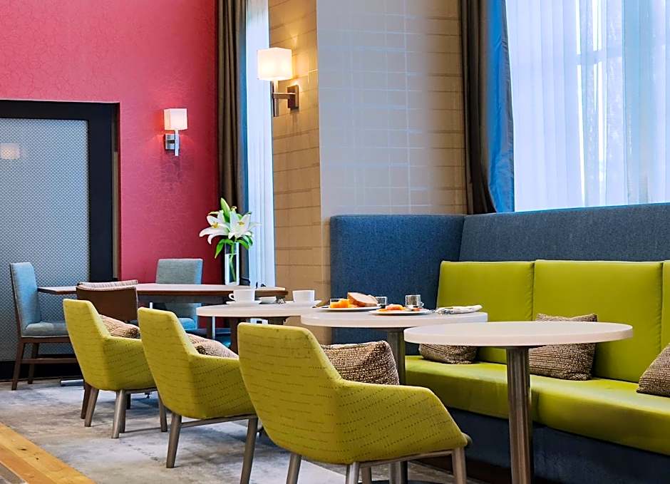 Hampton Inn By Hilton & Suites Palm Desert, Ca