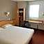 Brit Hotel Confort Montauban