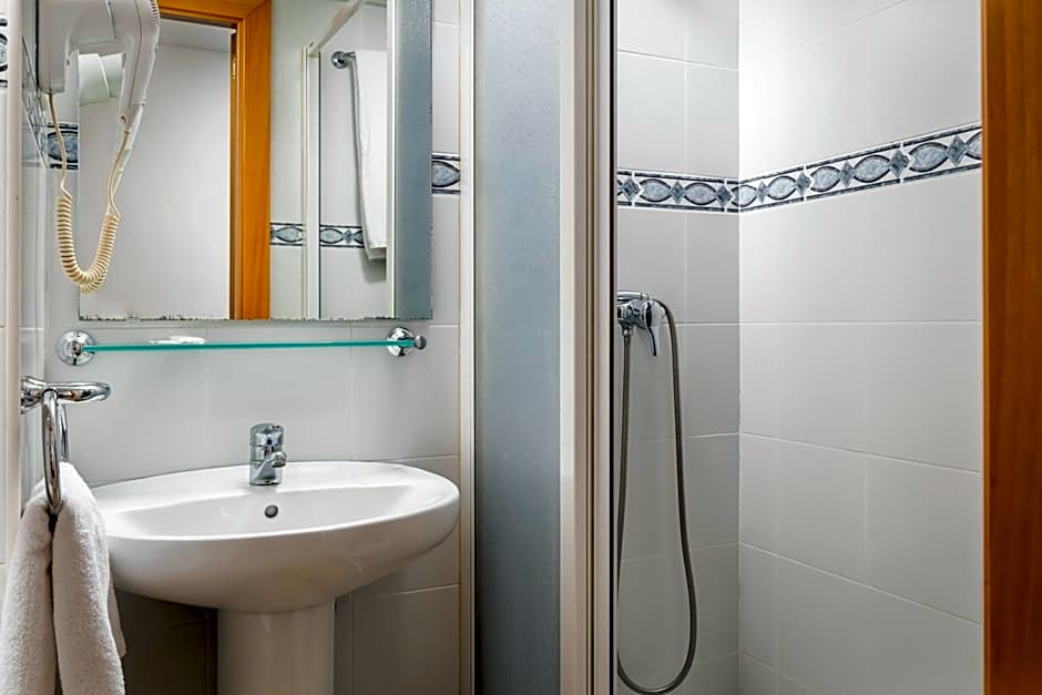 Hostal Baler