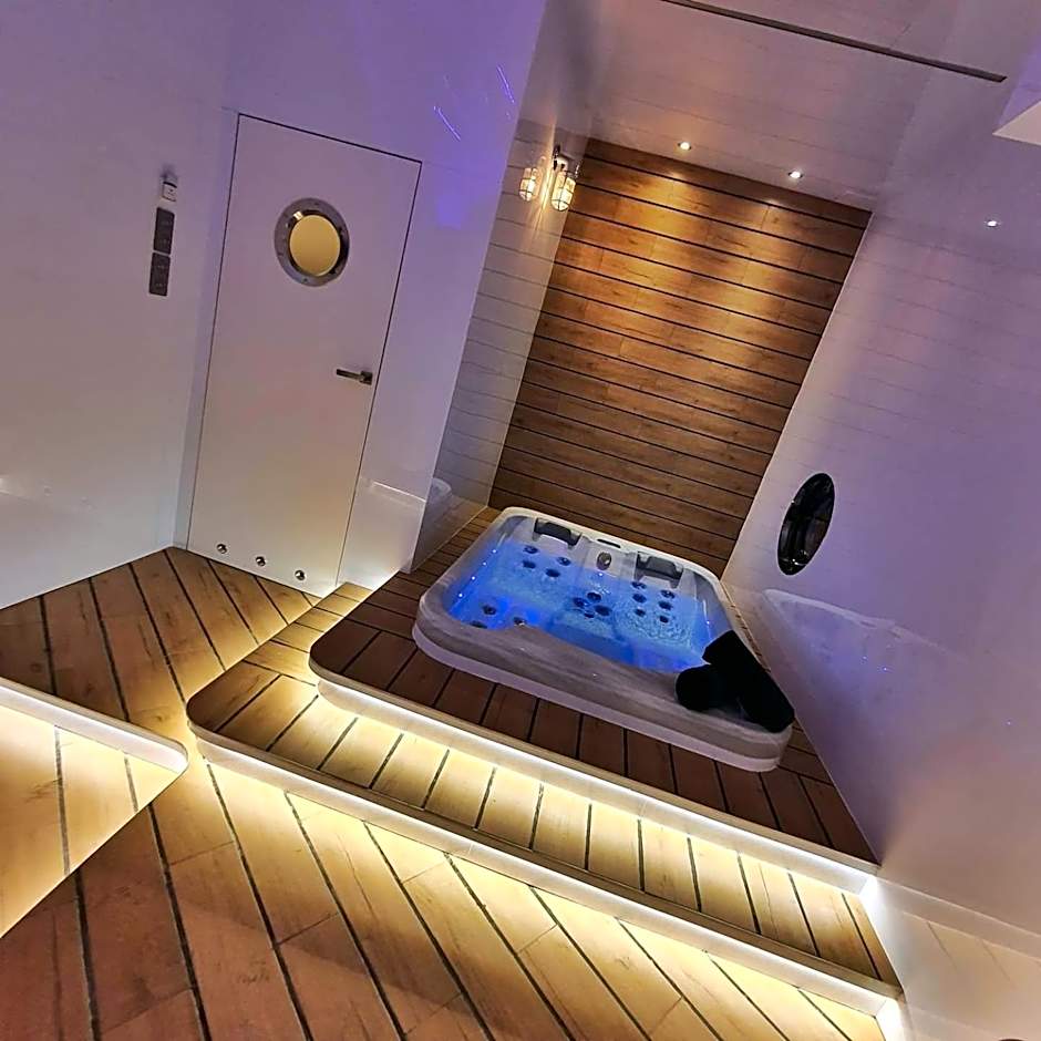 Hotel Ramka & Restaurant & Wine Bar