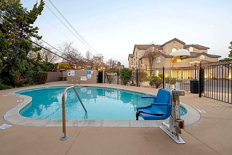 Clarion Inn Silicon Valley