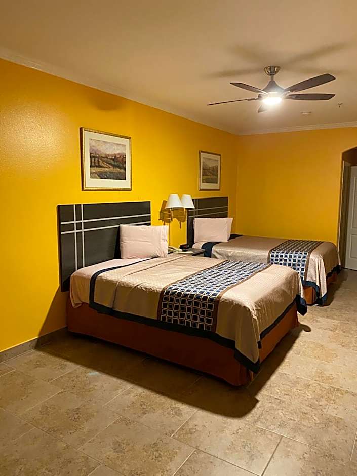 Los Fresnos Inn and Suites