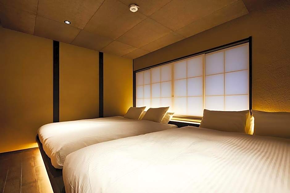 Kyoto Urushiro Wakasaya