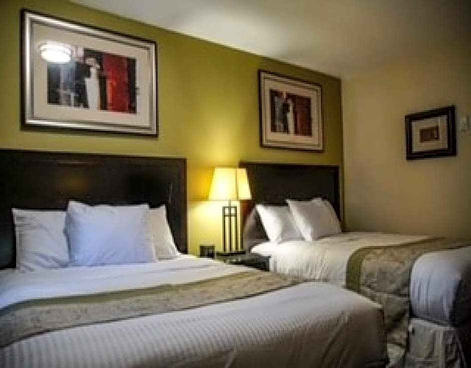 Skyland Motel Inn & Suites