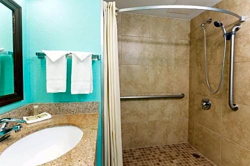 Super 8 by Wyndham Naples