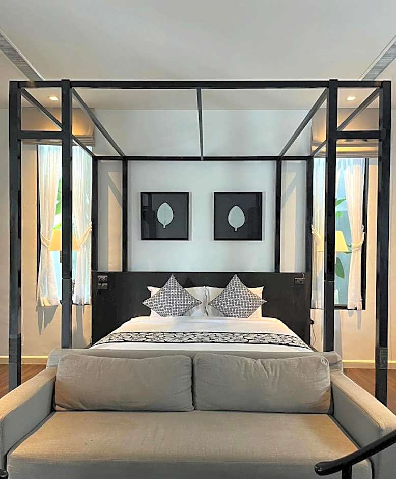 Photo 1 of 6 of Junior Suite, Garden View