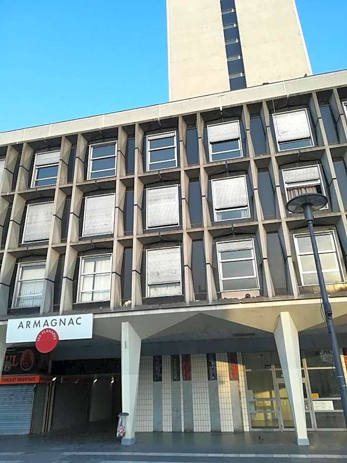 Guesthouse in Sarcelles Near Paris Center
