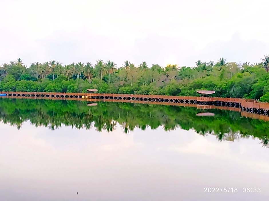 Kampung Meno Bungalows