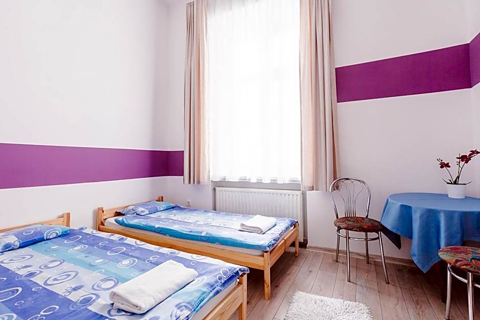 Hostel Tara