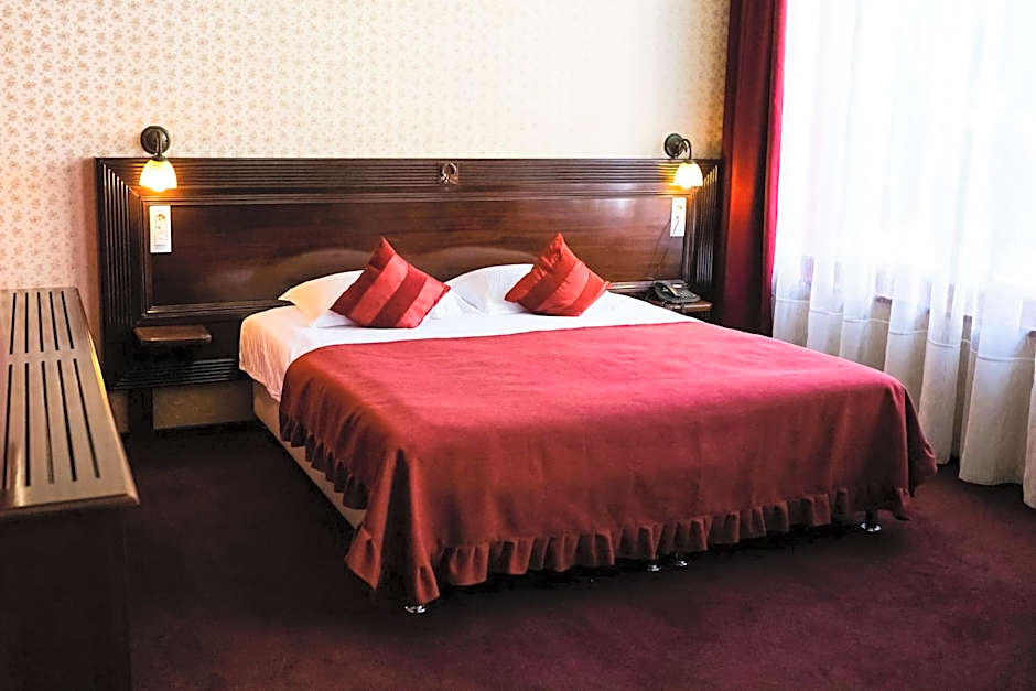 Daily Plaza Boutique Hotel
