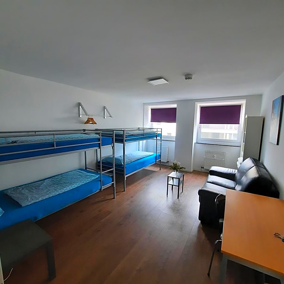 ROOMS in SHARED HOUSE SAARBRUCKEN Center