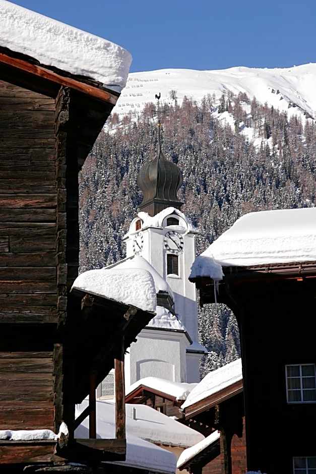 Hotel Nufenen