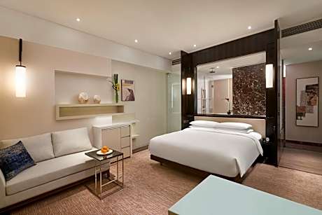 King Room - Club Access