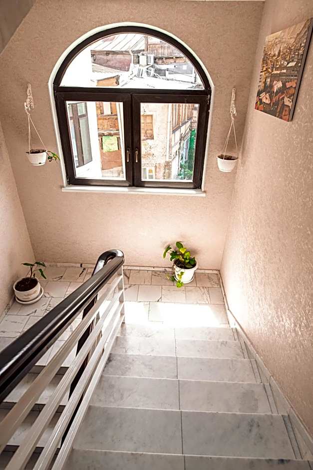 Hotel Imperial House