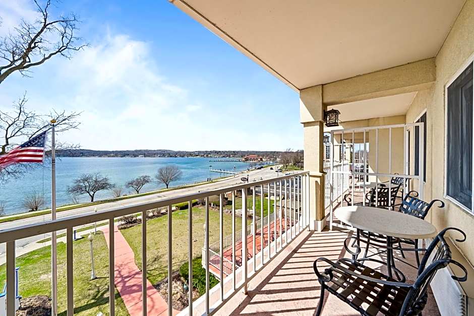 Bella Vista Suites Lake Geneva