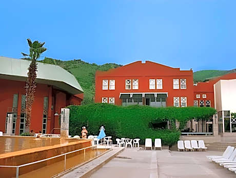 Polat Thermal Hotel
