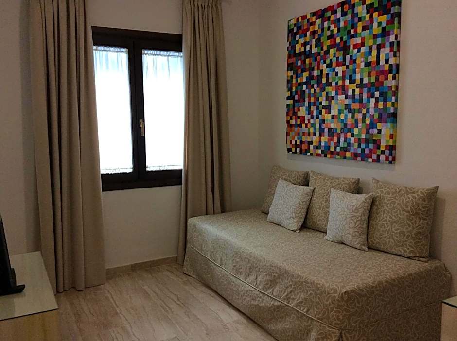 Hotel Doña Lola Zahara