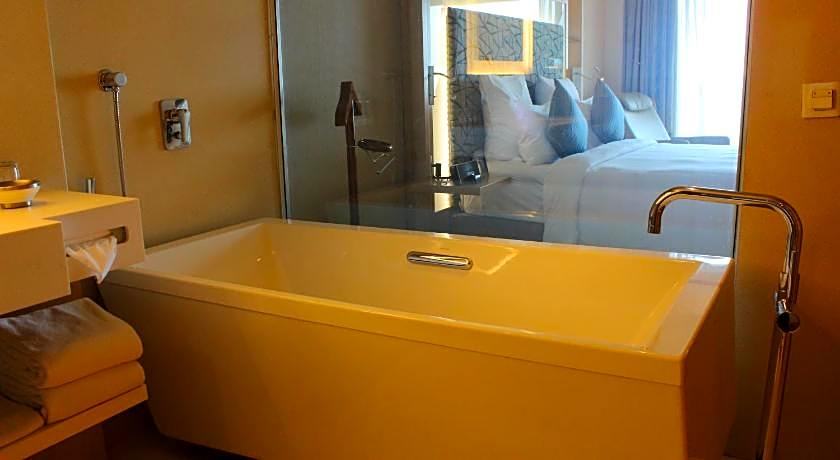 Hotel Novotel Visakhapatnam Varun Beach - - An AccorHotels Brand