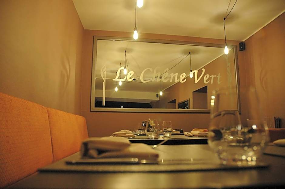 Logis Hotel Le Chêne Vert