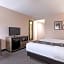 La Quinta Inn & Suites by Wyndham Portland