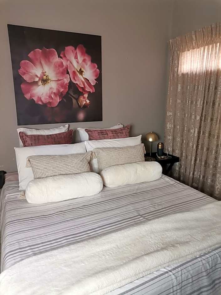 DR M BEAUTY LOUNGE AND GUEST HOUSE