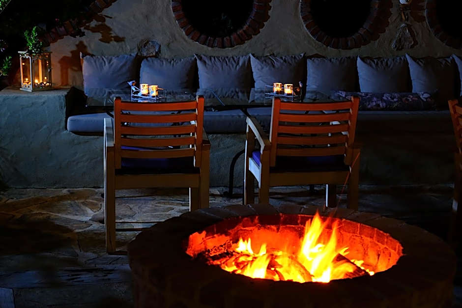 Mandarin & Mango Boutique Hotel