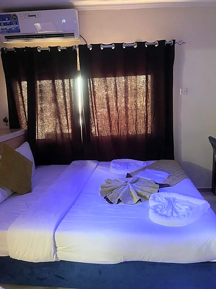 Sharjah Plaza Hotel