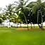 Camelot Beach Hotel