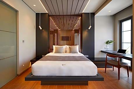 Exclusive Junior Suite with Terrace