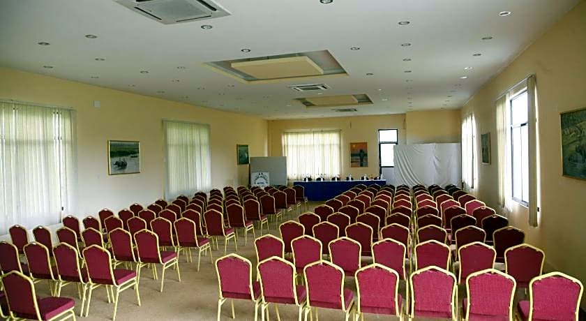 Chitwan Paradise Hotel