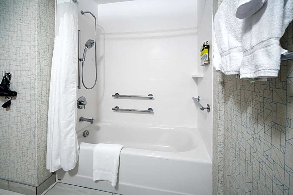 Holiday Inn Express and Suites Rock Hill By IHG