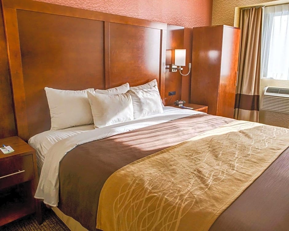 Ramada by Wyndham New York Times Square West