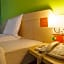 7 Days Inn Urumqi Guangming Road Beimen Metro Station