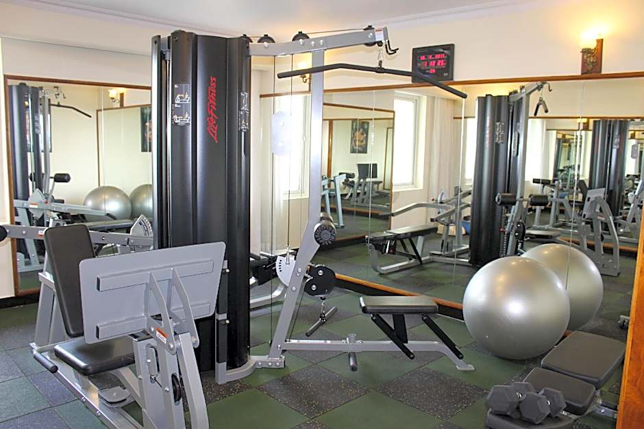 Peerless Hotel Kolkata