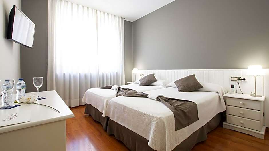 Hotel Isabel de Segura