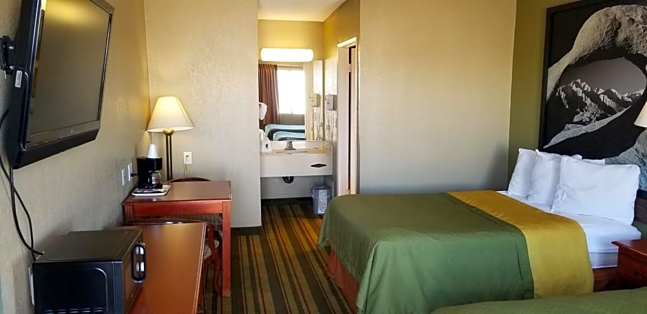 Super 8 by Wyndham Ridgecrest