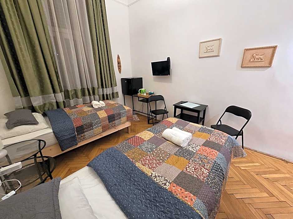 Budapest B&B Bed and Breakfast