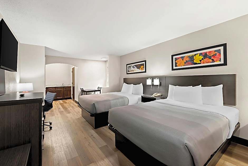 Quality Inn & Suites