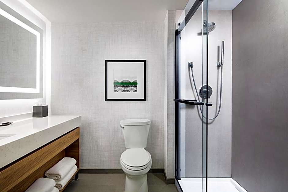 Sheraton Westport Chalet Hotel St. Louis