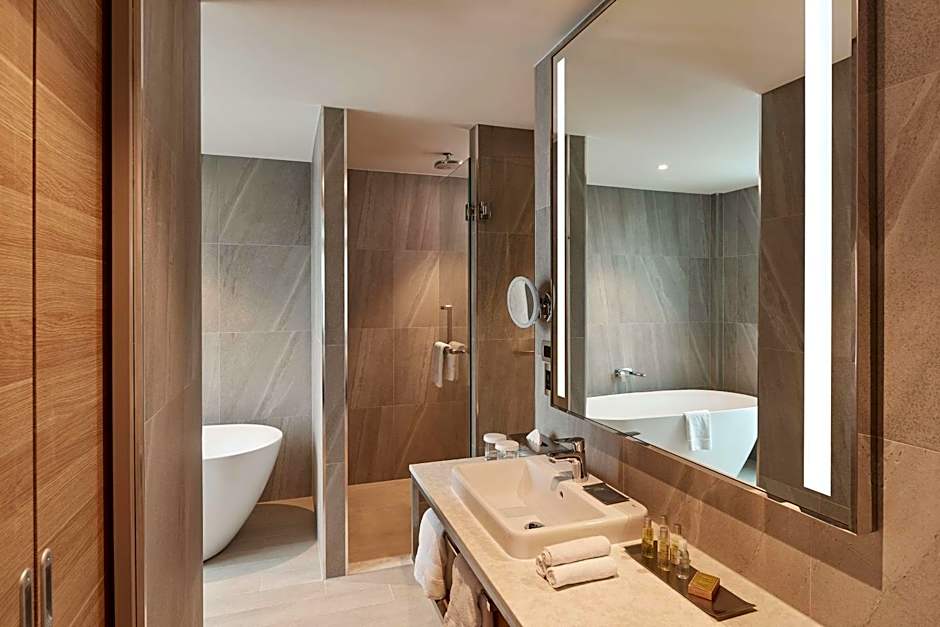 DoubleTree By Hilton Perth Waterfront