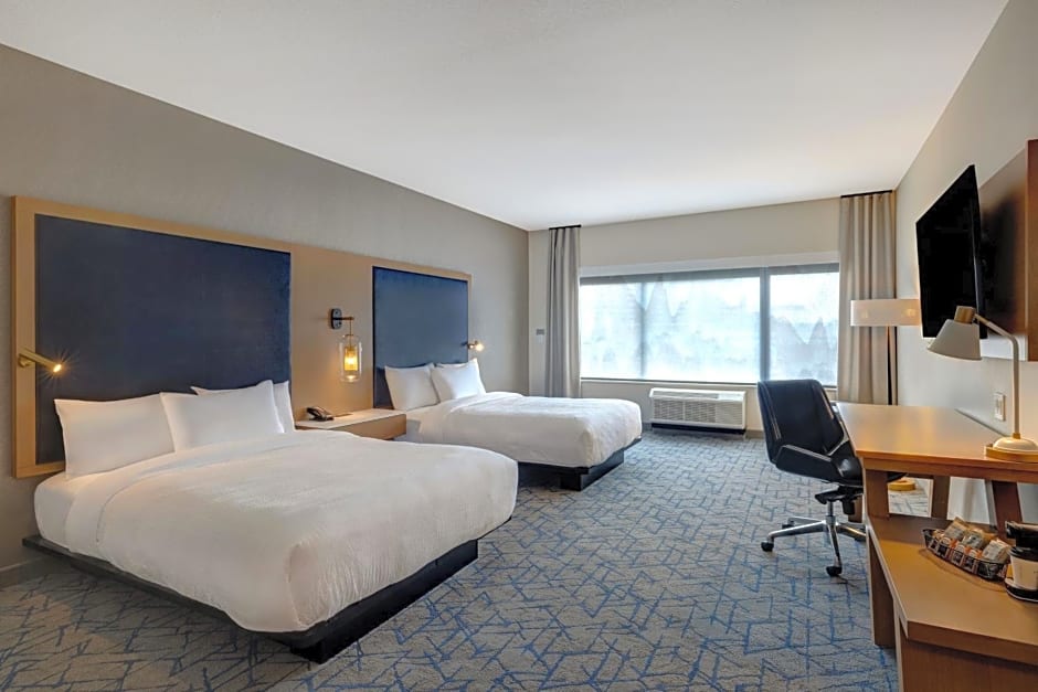 Fairfield by Marriott Inn & Suites Minneapolis Downtown