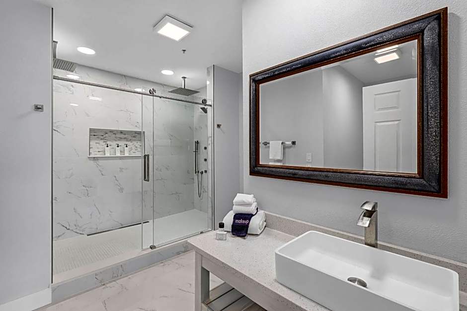 Coconut Malorie Resort Ocean City, an Ascend Collection Hotel