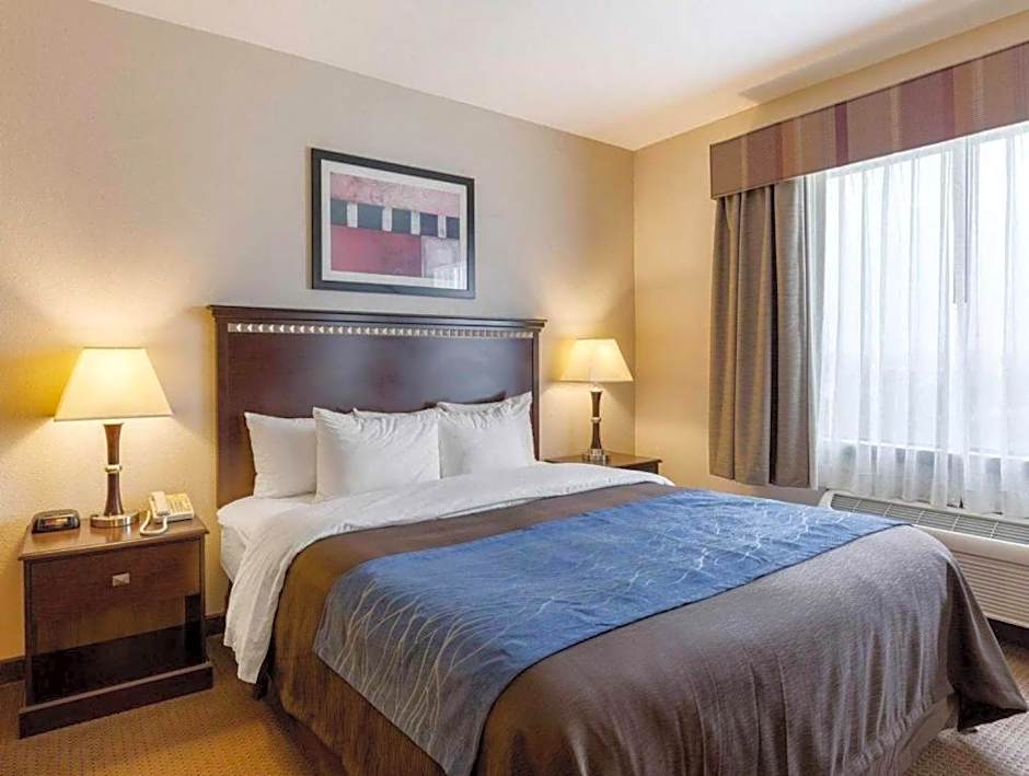 Comfort Inn & Suites Winnie