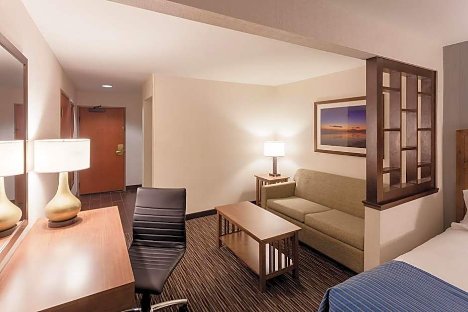 Holiday Inn Express & Suites Carpinteria By IHG