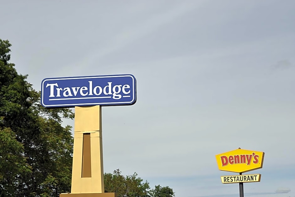 Travelodge by Wyndham Red Bluff
