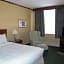Travelodge Hotel by Wyndham Montreal Airport