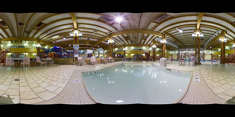 Holiday Inn & Suites St. Cloud By IHG